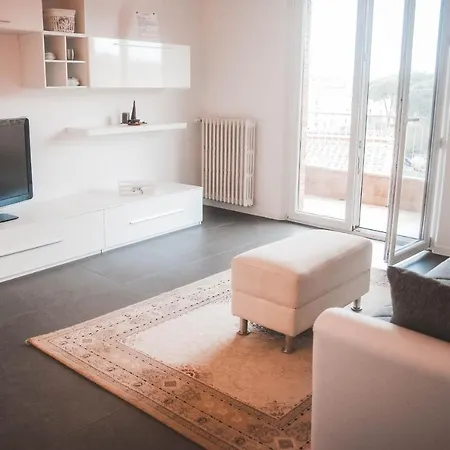 Nova Domus Flat Free Private Parking سيينا